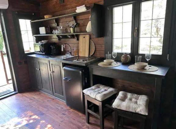 Roulotte / Tiny House Dans Les Alpilles Hotel Saint-Rémy-de-Provence Exterior foto