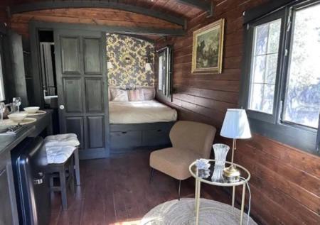 Roulotte / Tiny House Dans Les Alpilles Hotel Saint-Rémy-de-Provence Exterior foto